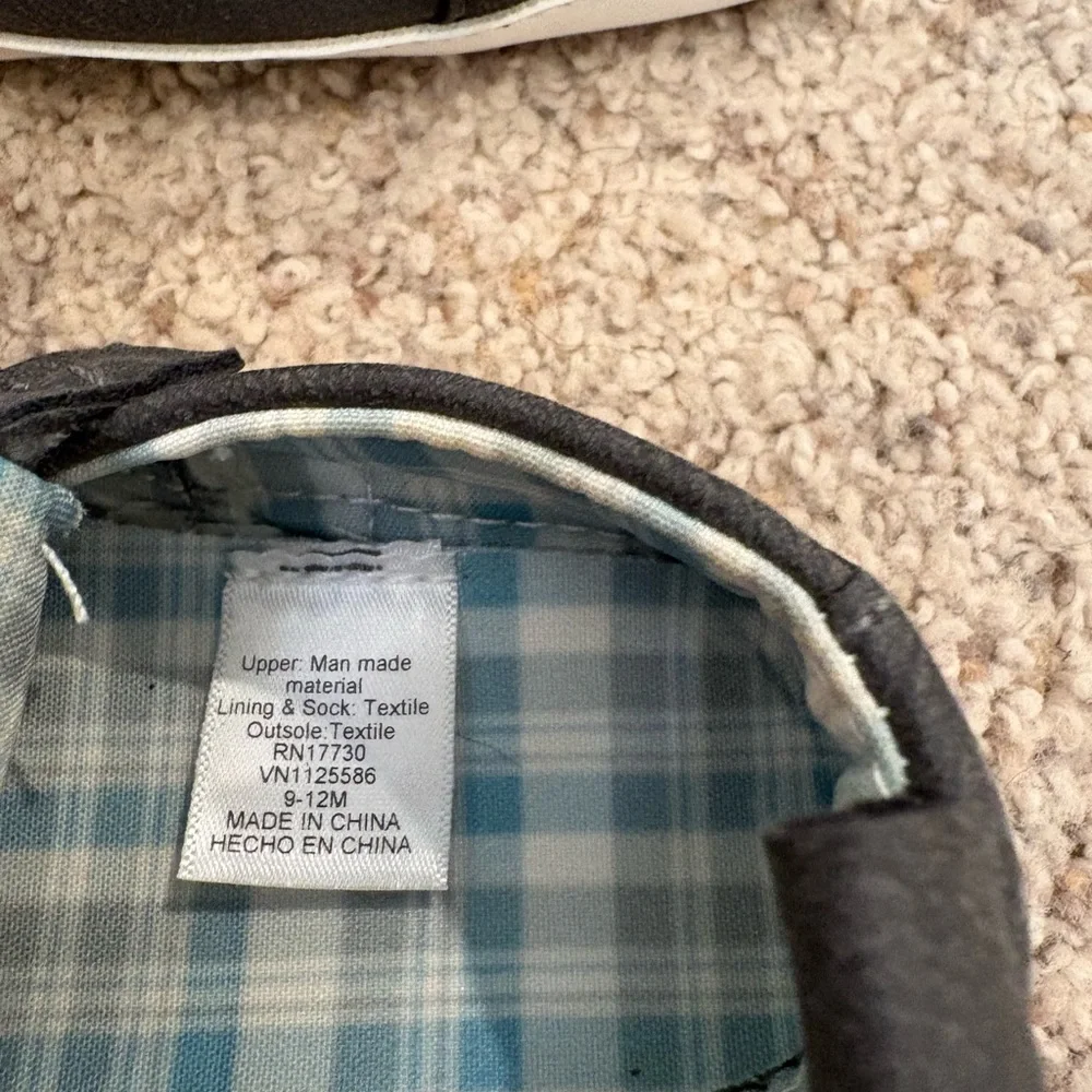 Carters Baby Boy Infant Shoes Penny Loafer Grey White 9-12 Months